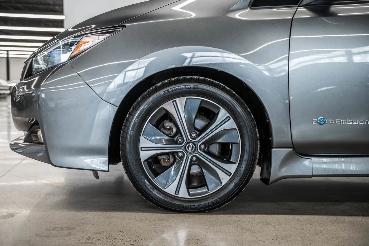 2019 Nissan LEAF Sv Navi+volant/siege Image principale