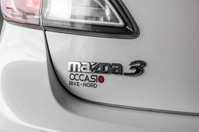 Mazda Mazda3 Manuelle AUBAINE!!! 2010