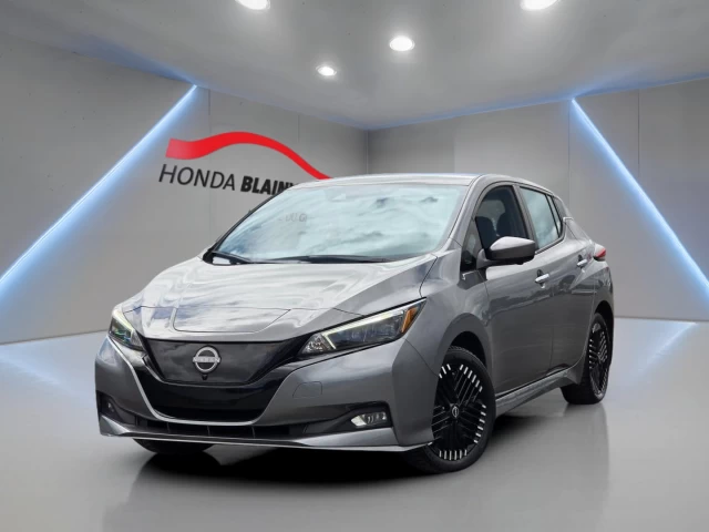 Nissan LEAF SV Hatchback 2023