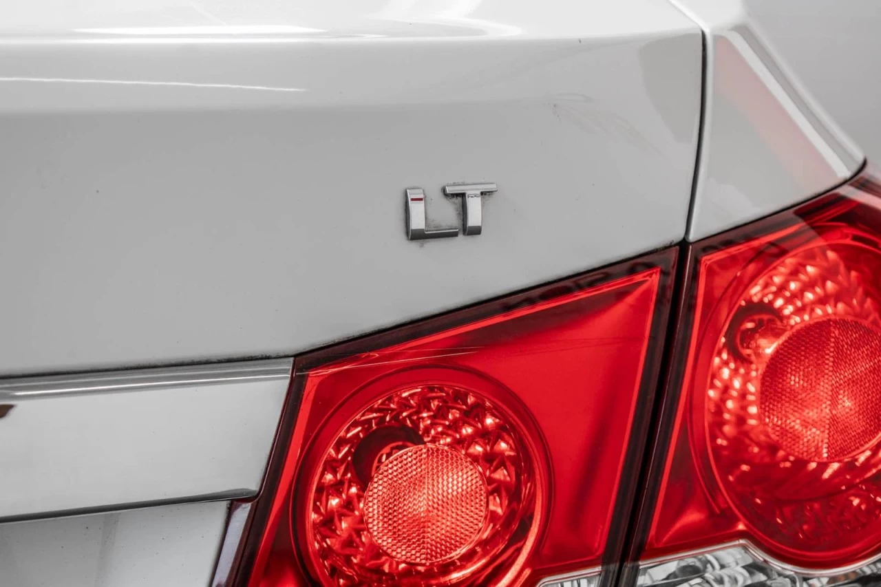 2011 Chevrolet Cruze Automatique BAS KM Image principale
