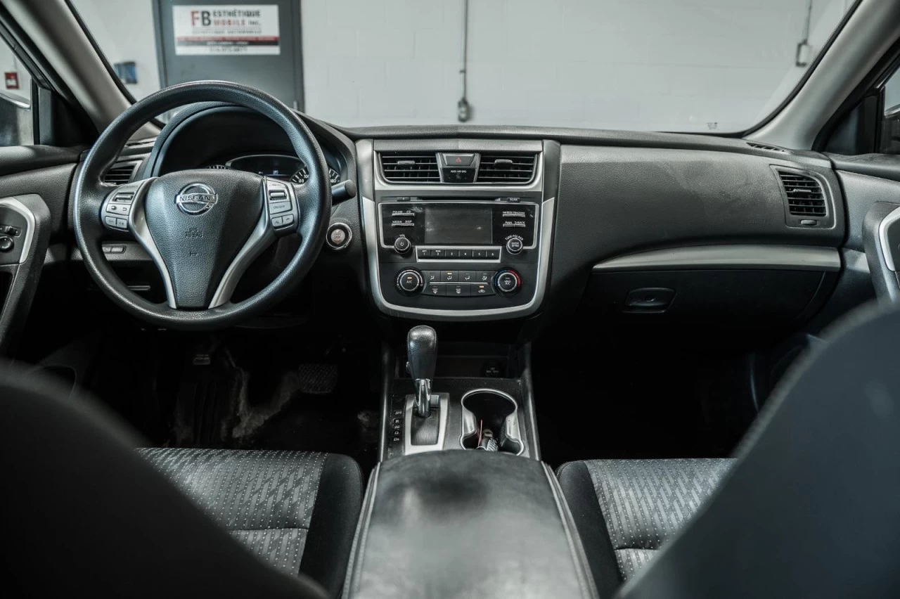 2016 Nissan Altima Automatique KM D'AUTOROUTE! Image principale