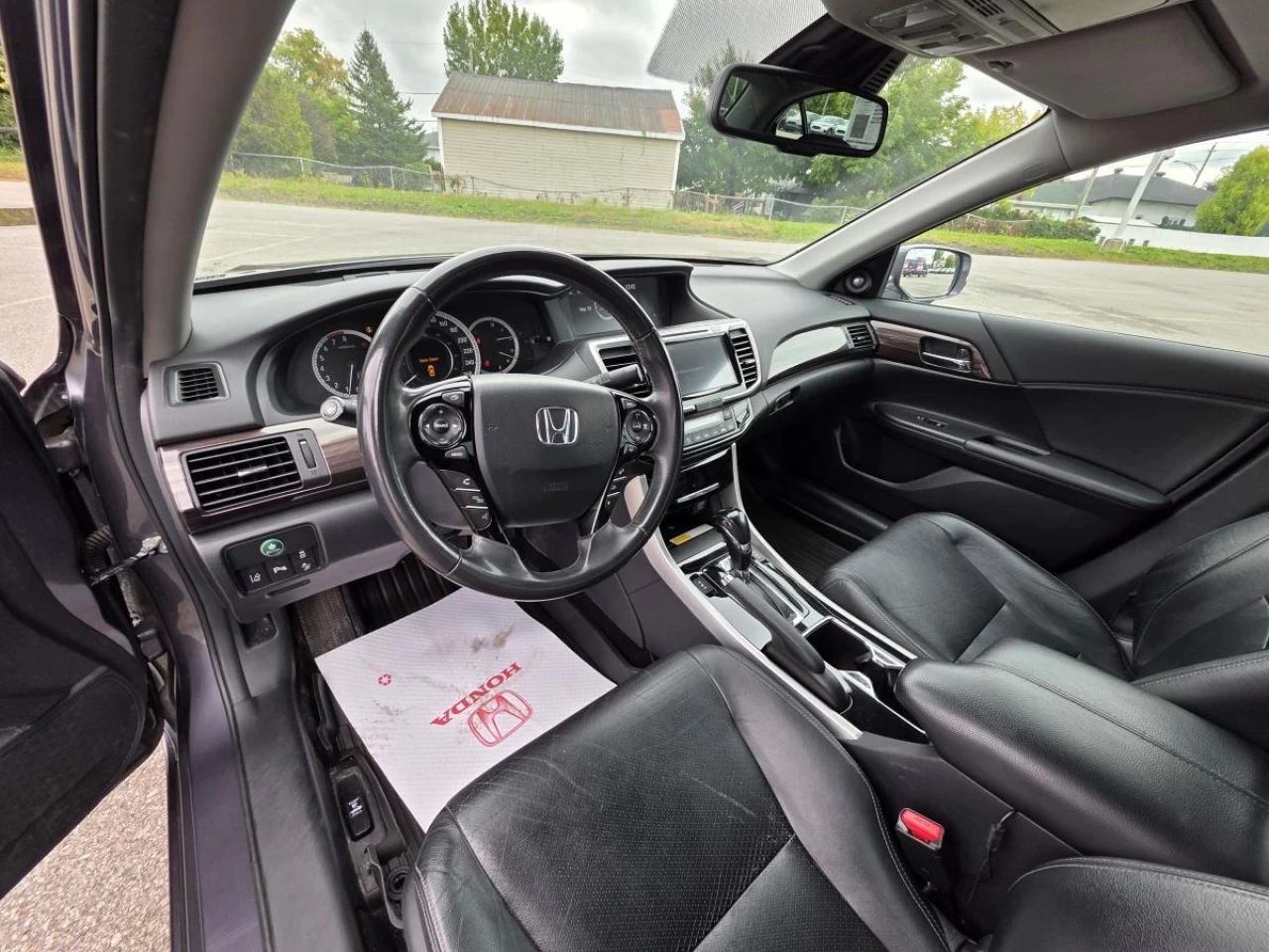 2016 Honda Accord Sedan Touring CVT Main Image