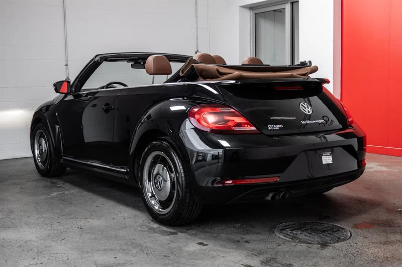 2017 Volkswagen Beetle Convertible Classic MAGS+SIEGES.CHAUFF+APPLE.CARPLAY Image principale