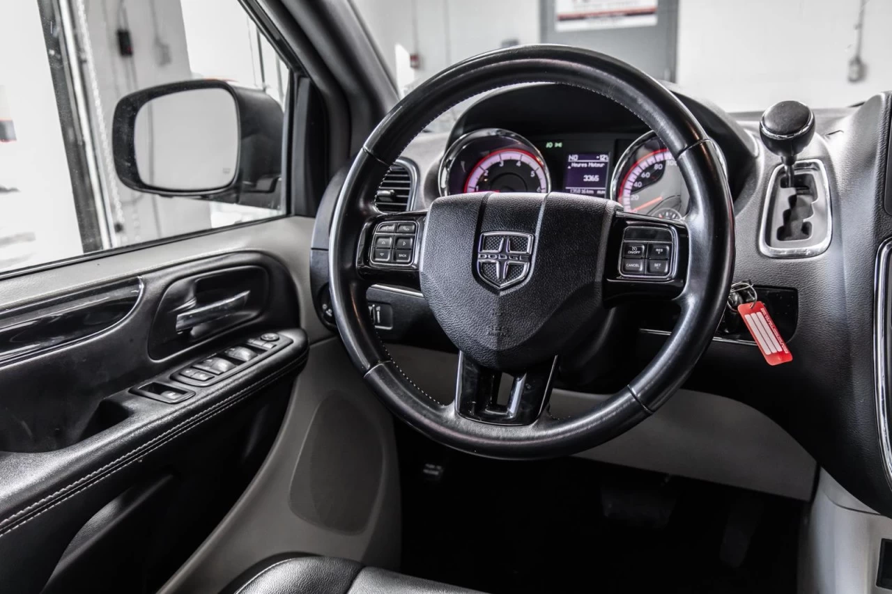 2018 Dodge Grand Caravan SXT Premium Plus CAM.RECUL+BLUETOOTH+REG.VITESSE Main Image