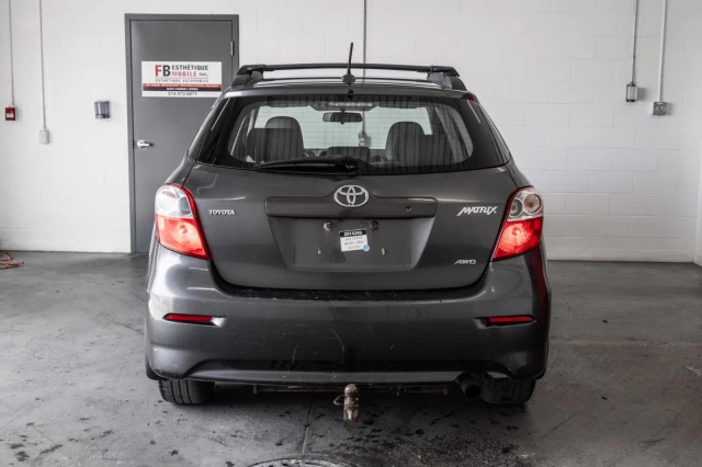 Toyota Matrix Automatique -4x4 - AUBAINE 2010