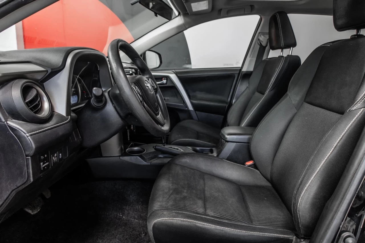 2014 Toyota RAV4 2x4 XLE Garantie 1 AN Image principale