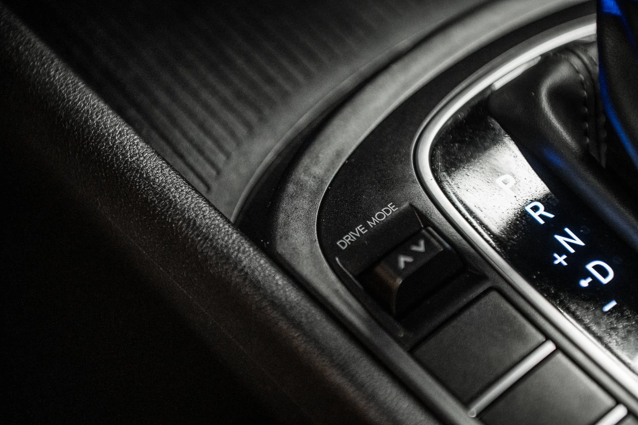 2024 Hyundai Kona Essential Main Image
