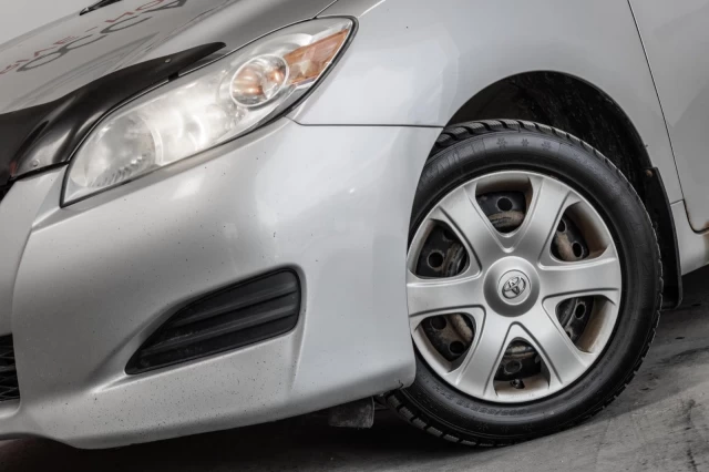 Toyota Matrix Manuelle avec A/C 2010