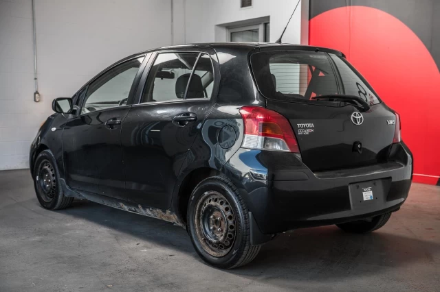 Toyota Yaris Manuelle de base AUBAINE!!! 2009
