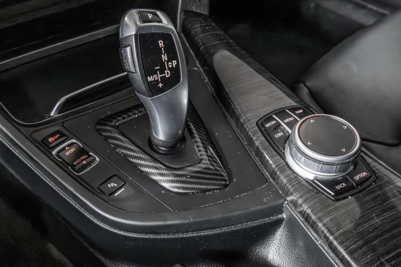 2017 BMW 3 Series 330i xDrive AWD+NAVI+TOIT.OUVRANT+CUIR+BLUETOOTH Main Image
