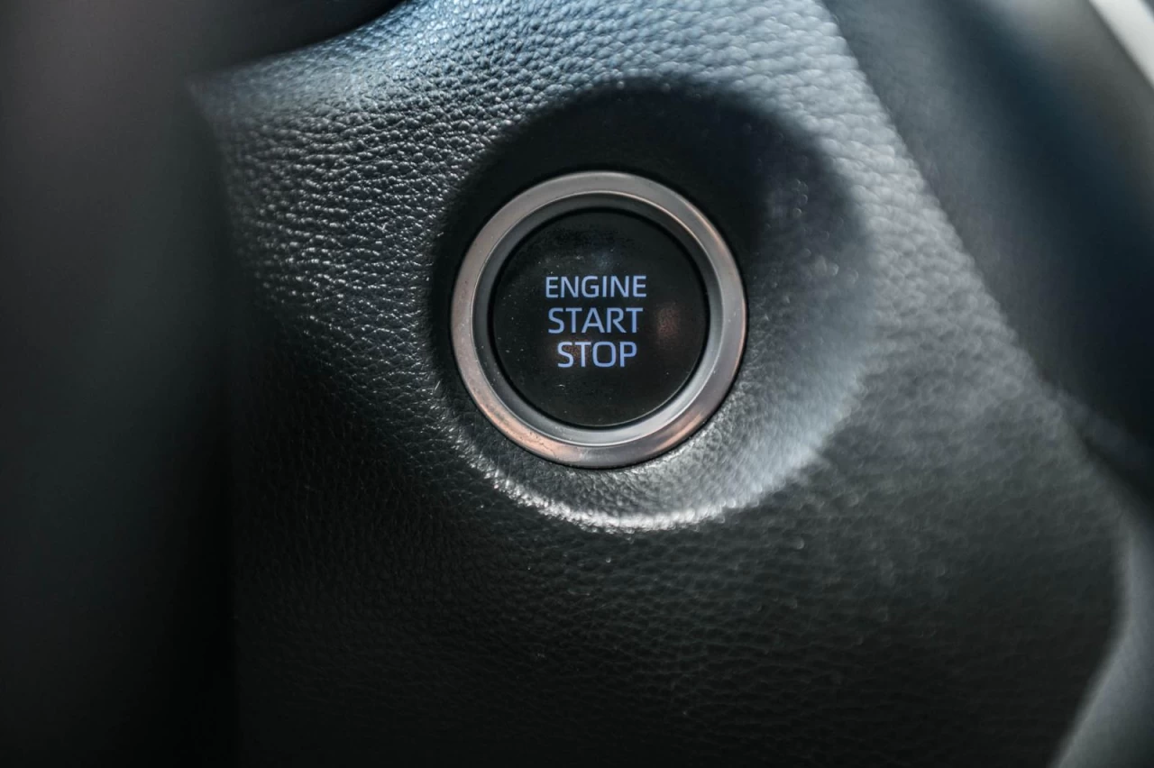 2022 Toyota Corolla Cross LE AWD+SIEGES.CHAUFF+BLUETOOTH+CARPLAY+CAM.RECUL Main Image