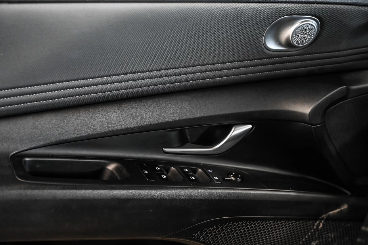 2023 Hyundai Elantra Preferred Tech Pack Main Image