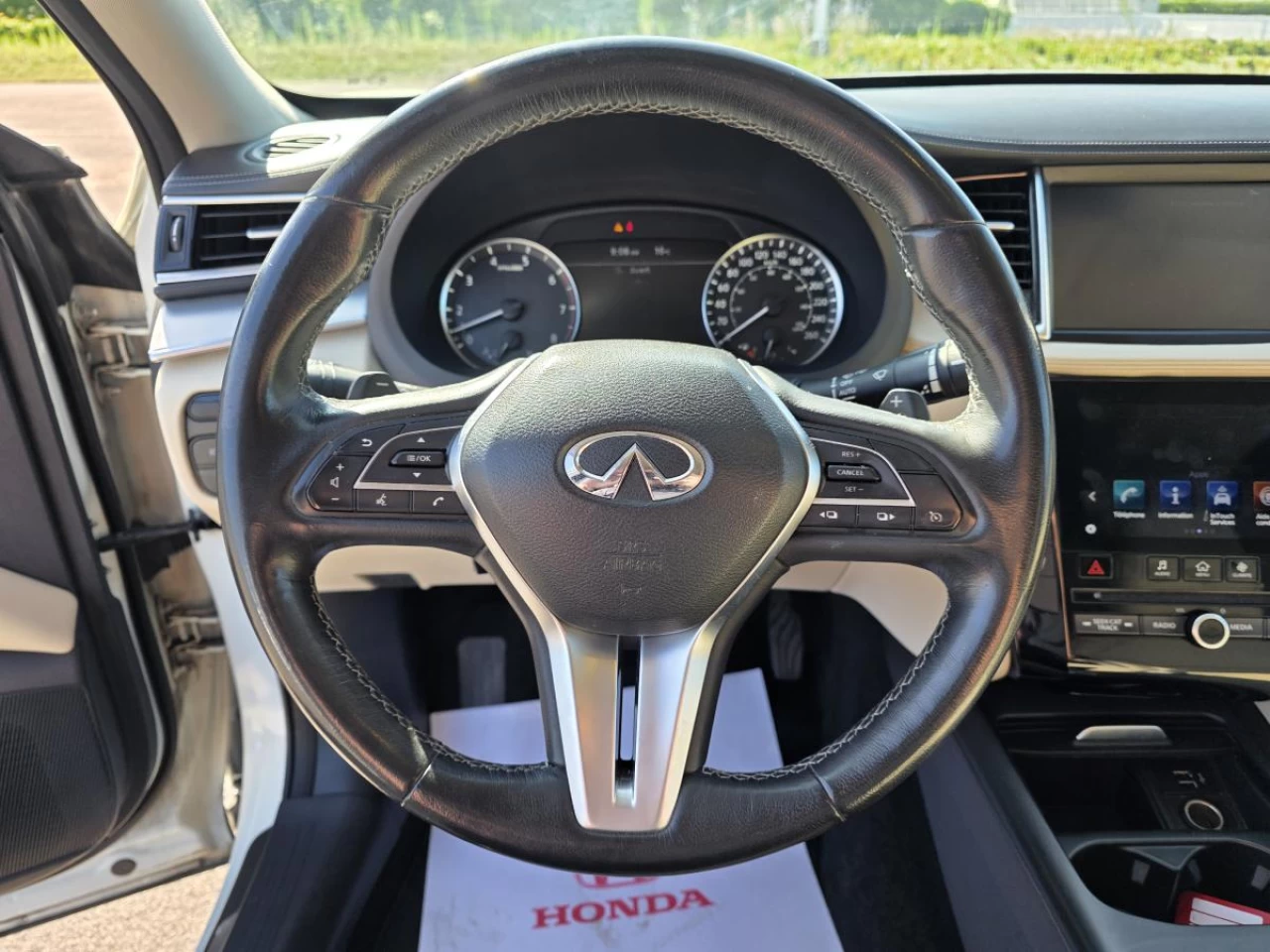 2019 Infiniti QX50 LUXE AWD Image principale