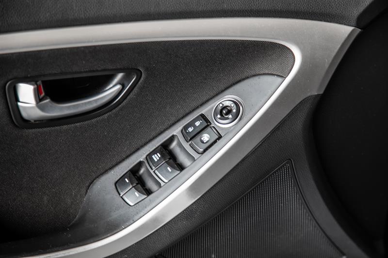 2016 Hyundai Elantra GT GLS - Manuelle - Garantie 1 AN Image principale