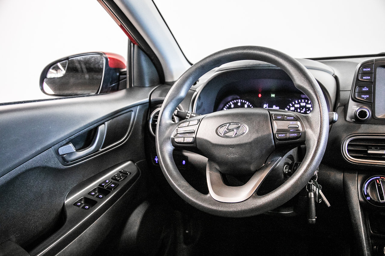 2018 Hyundai Kona Essential Awd Main Image