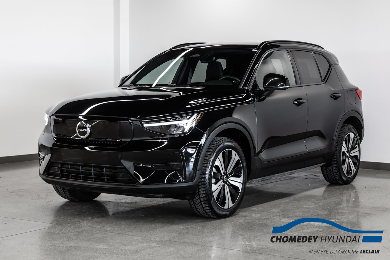 Volvo 2023 XC40 Core Awd