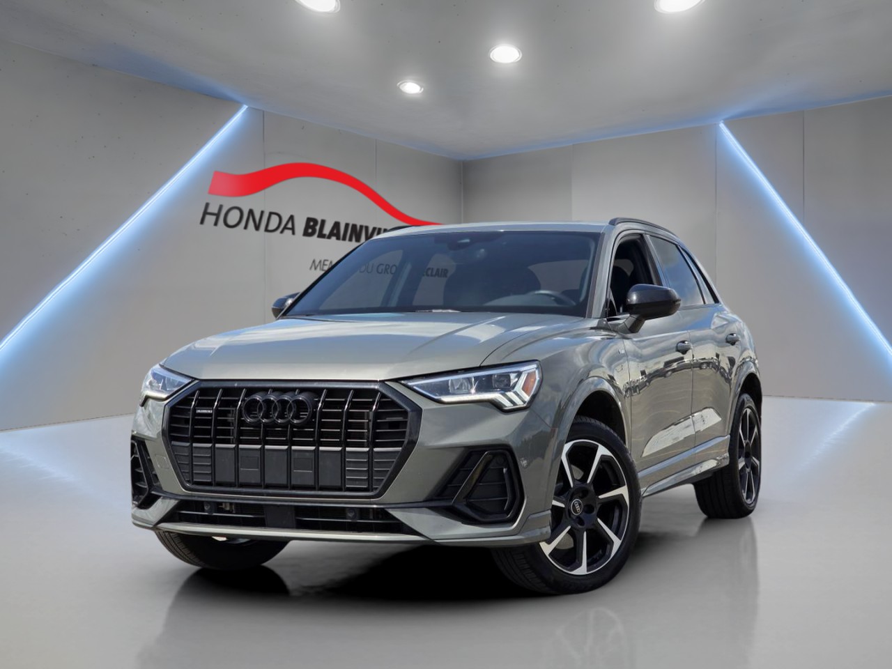 Audi 2024 Q3 Progressiv 45 TFSI quattro