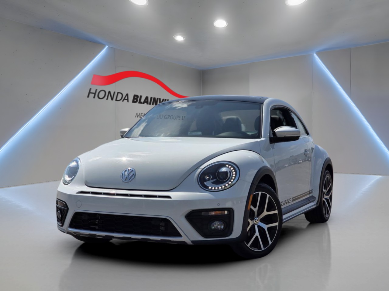 Volkswagen 2019 Beetle Dune Auto